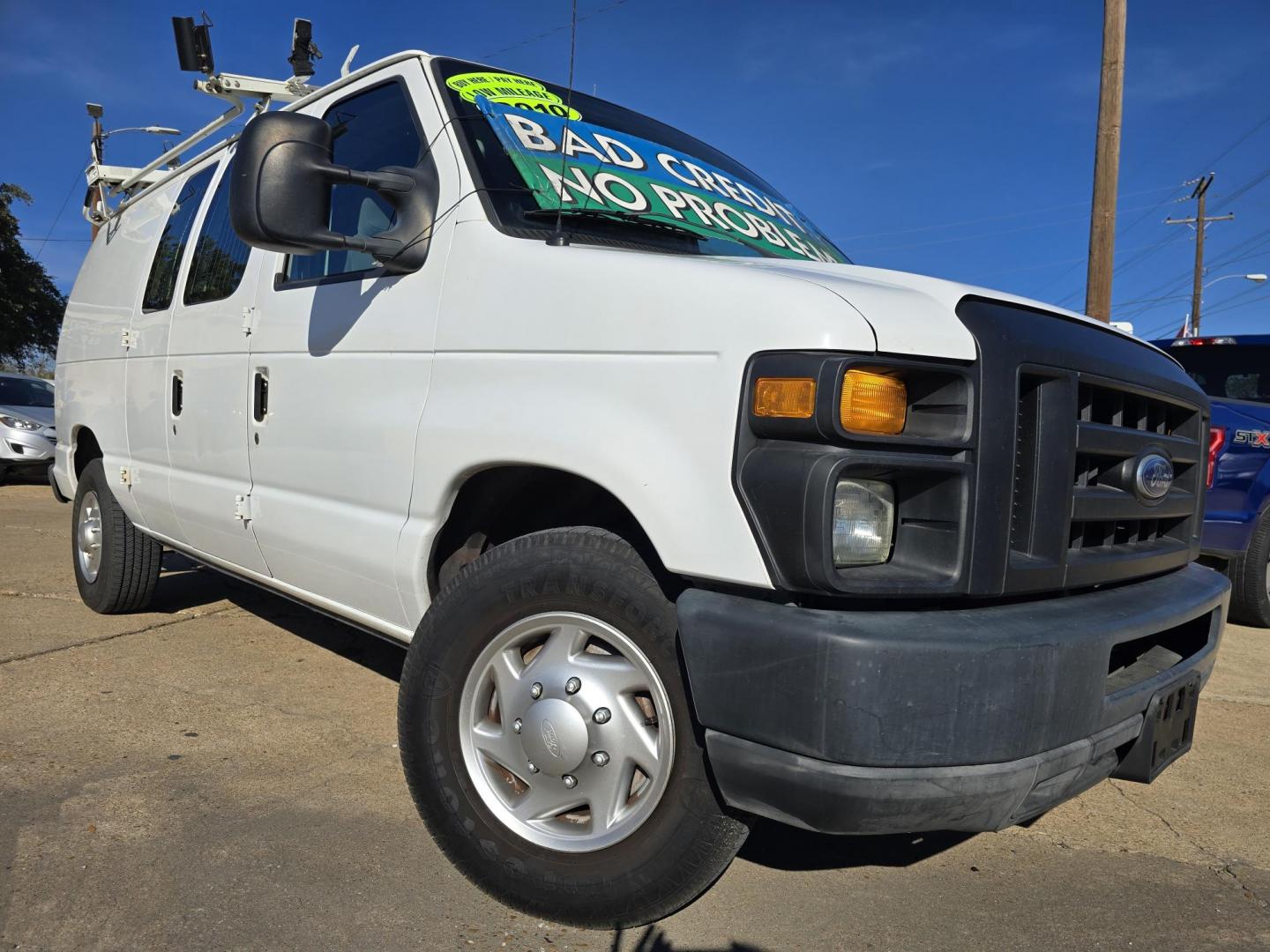 2010 Ford E-Series Econoline Van Commercial's photo
