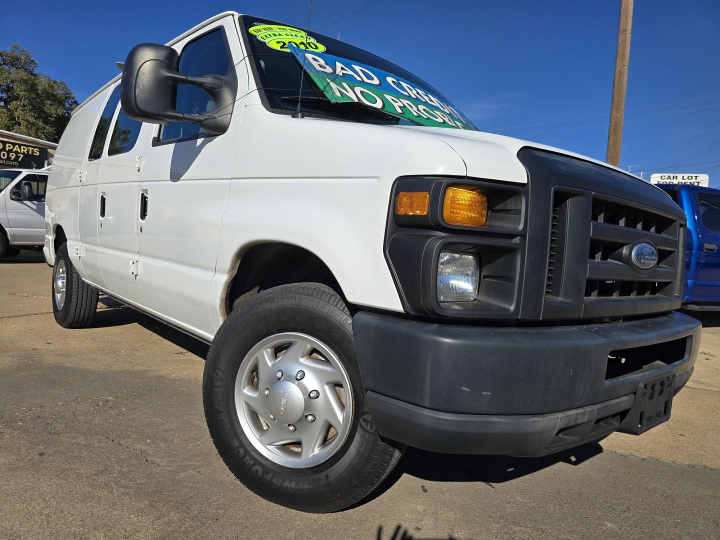 2010 Ford E-Series Econoline Van Commercial's photo
