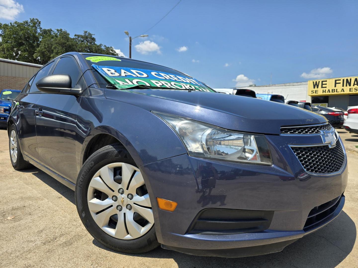 2014 Chevrolet Cruze LS's photo