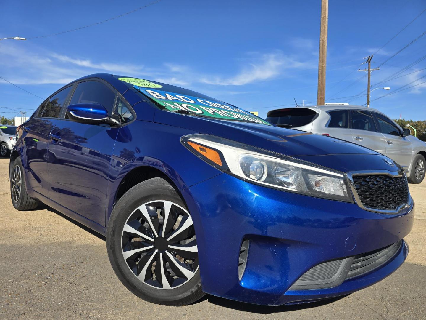 2017 Kia Forte LX's photo