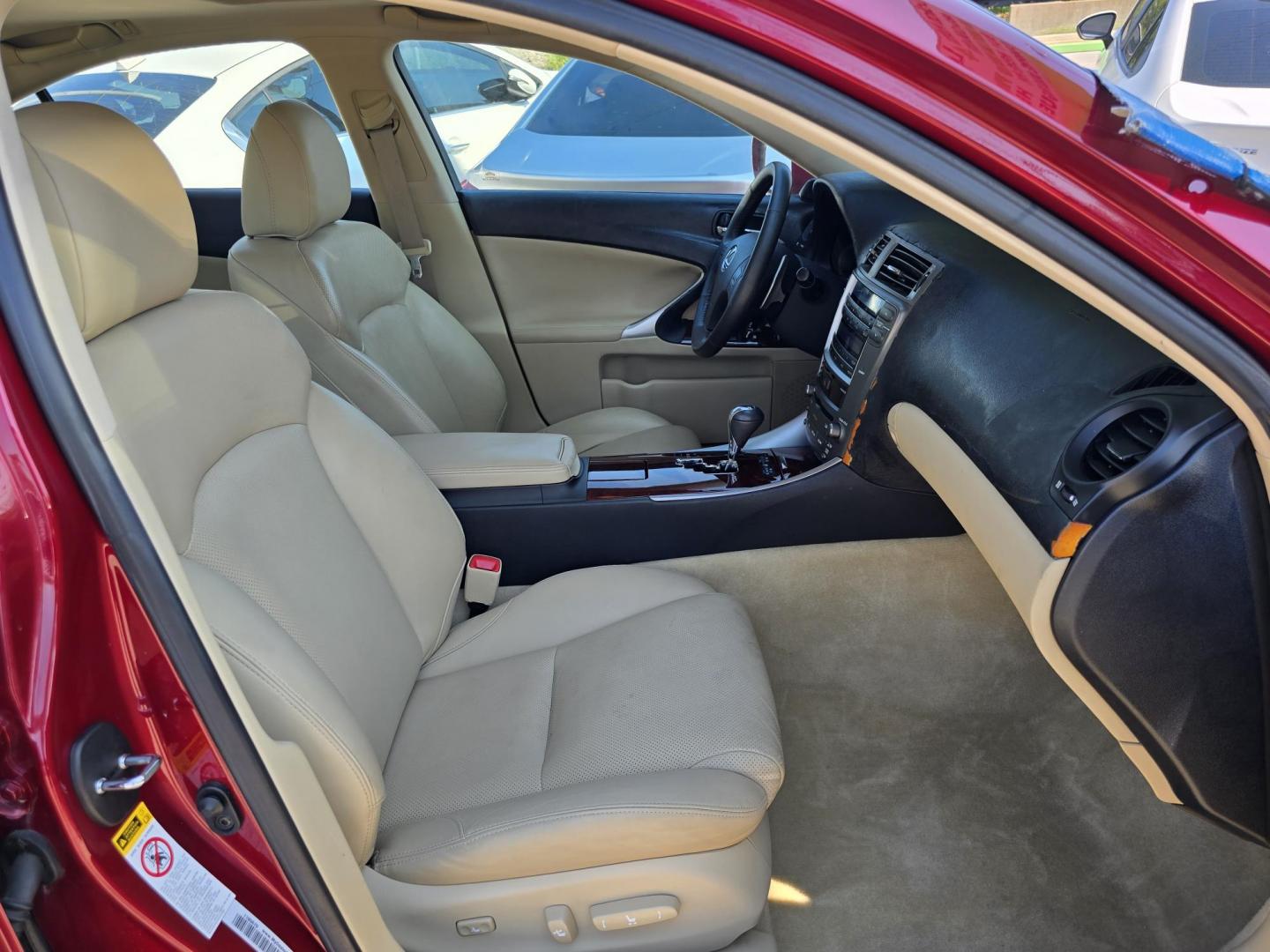 2006 RED Lexus IS (JTHBK262062) with an 2.5L V6 24V DOHC engine, AUTO transmission, located at 2660 S.Garland Avenue, Garland, TX, 75041, (469) 298-3118, 32.885387, -96.656776 - Photo#18