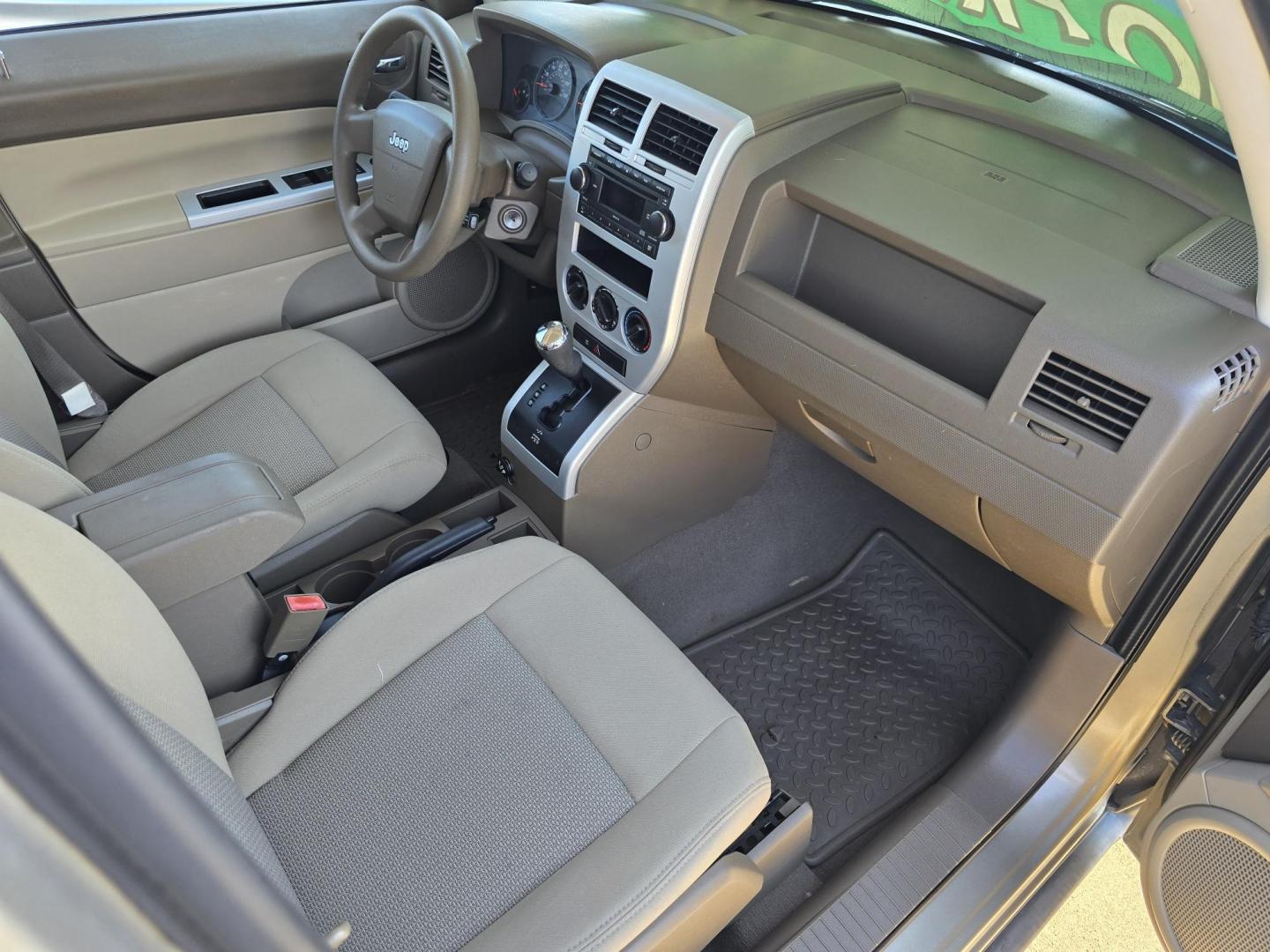 2008 GRAY Jeep Patriot Sport (1J8FT28W38D) with an 2.4L L4 DOHC 16V engine, AUTO transmission, located at 2660 S.Garland Avenue, Garland, TX, 75041, (469) 298-3118, 32.885387, -96.656776 - Photo#18