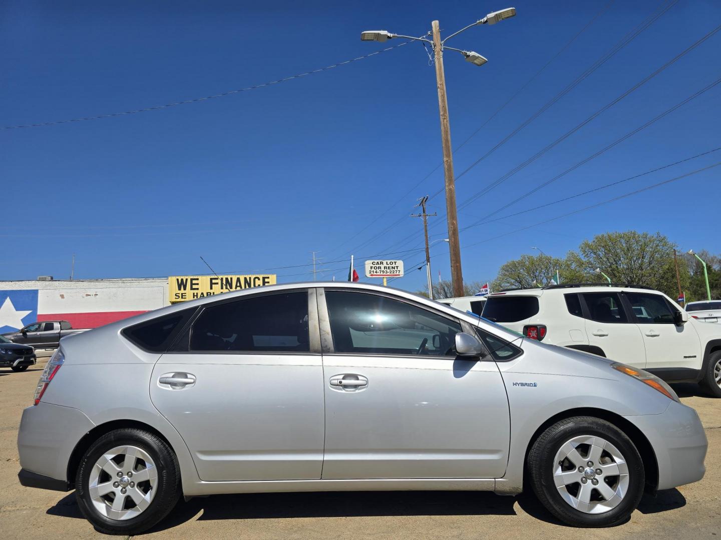 2008 SILVER Toyota Prius 4-Door Liftback (JTDKB20U587) with an 1.5L L4 DOHC 16V HYBRID engine, Automatic CVT Overdrive transmission, located at 2660 S.Garland Avenue, Garland, TX, 75041, (469) 298-3118, 32.885387, -96.656776 - Photo#2