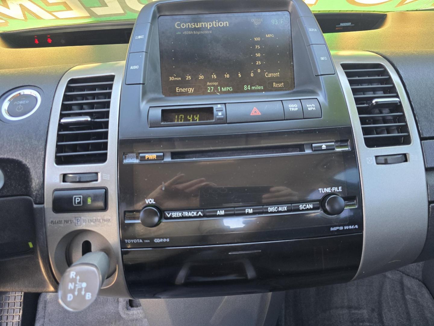 2008 SILVER Toyota Prius 4-Door Liftback (JTDKB20U587) with an 1.5L L4 DOHC 16V HYBRID engine, Automatic CVT Overdrive transmission, located at 2660 S.Garland Avenue, Garland, TX, 75041, (469) 298-3118, 32.885387, -96.656776 - Photo#15