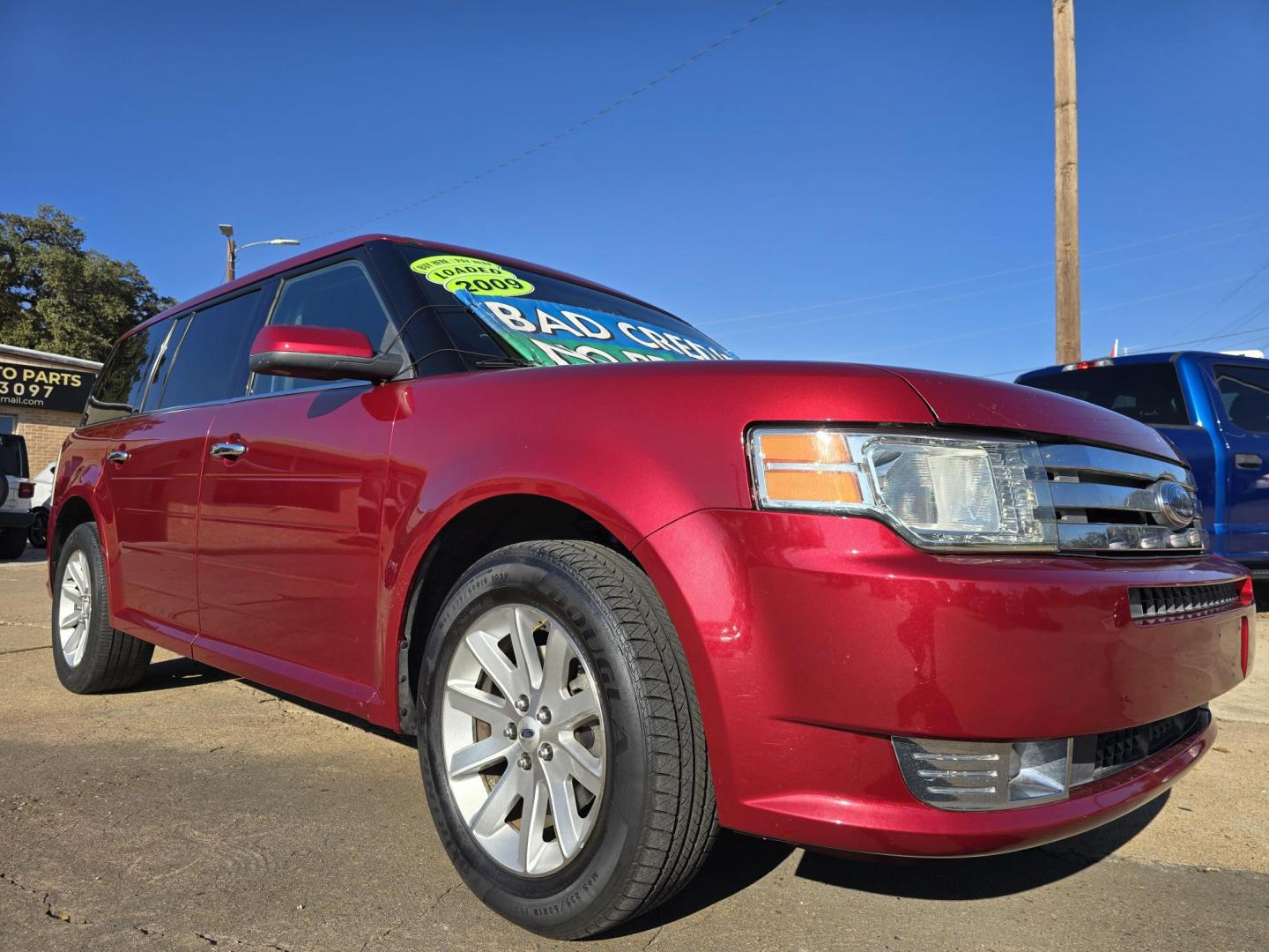 2009 RED Ford Flex SEL (2FMDK52C49B) with an 3.5L V6 DOHC 24V engine, 6-Speed Automatic transmission, located at 2660 S.Garland Avenue, Garland, TX, 75041, (469) 298-3118, 32.885387, -96.656776 - Photo#1