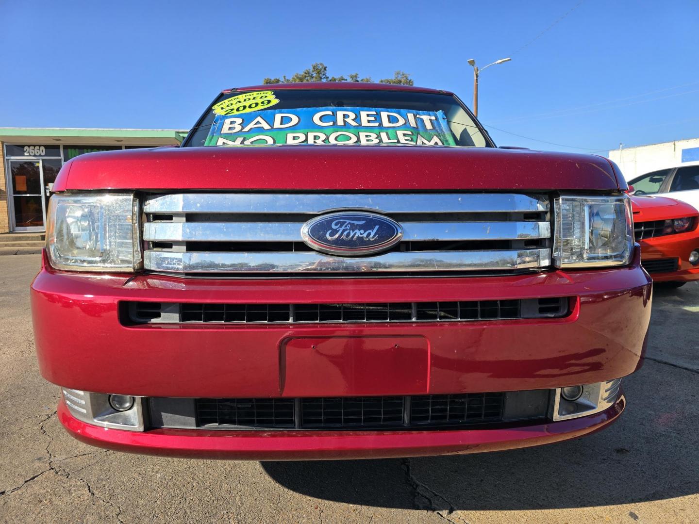 2009 RED Ford Flex SEL (2FMDK52C49B) with an 3.5L V6 DOHC 24V engine, 6-Speed Automatic transmission, located at 2660 S.Garland Avenue, Garland, TX, 75041, (469) 298-3118, 32.885387, -96.656776 - Photo#9