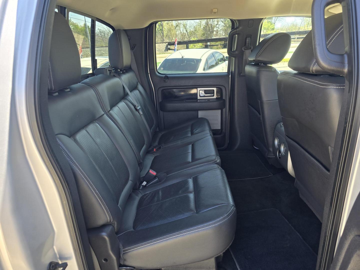 $view_url - Photo#15