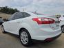 2012 WHITE Ford Focus SE (1FAHP3F21CL) with an 2.0L L4 DOHC 16V engine, AUTO transmission, located at 2660 S.Garland Avenue, Garland, TX, 75041, (469) 298-3118, 32.885387, -96.656776 - Photo#5