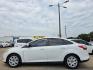 2012 WHITE Ford Focus SE (1FAHP3F21CL) with an 2.0L L4 DOHC 16V engine, AUTO transmission, located at 2660 S.Garland Avenue, Garland, TX, 75041, (469) 298-3118, 32.885387, -96.656776 - Photo#6