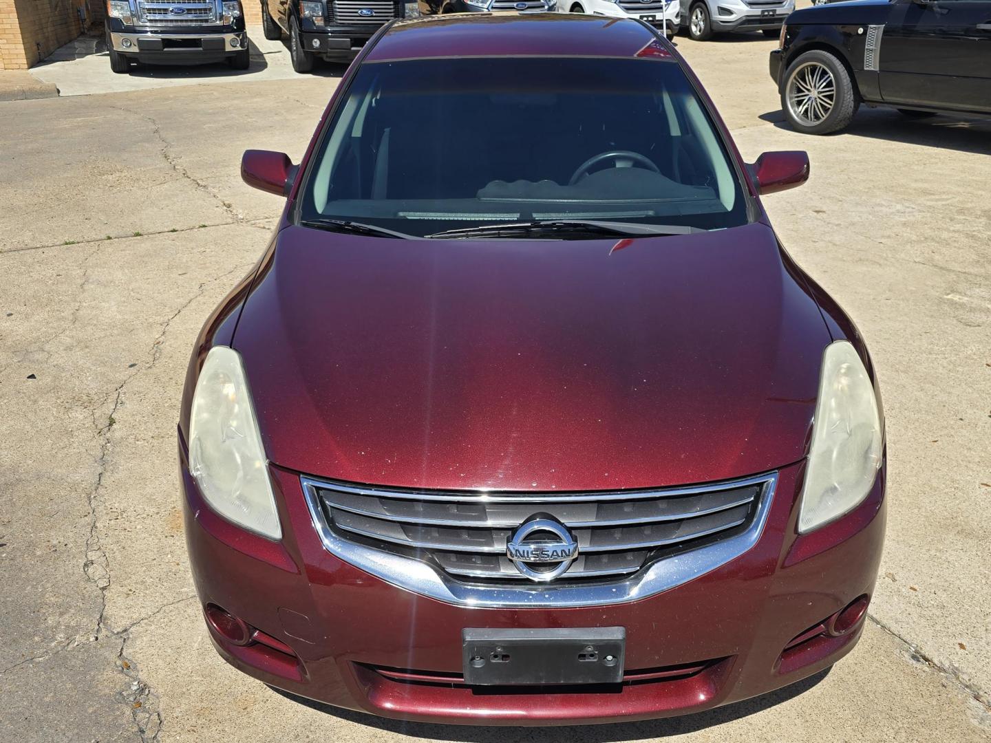 2012 RED Nissan Altima 2.5 S (1N4AL2AP3CN) with an 2.5L L4 DOHC 16V engine, AUTO transmission, located at 2660 S.Garland Avenue	, Garland, TX, 75041, (469) 298-3118, 32.885387, -96.656776 - Photo#8
