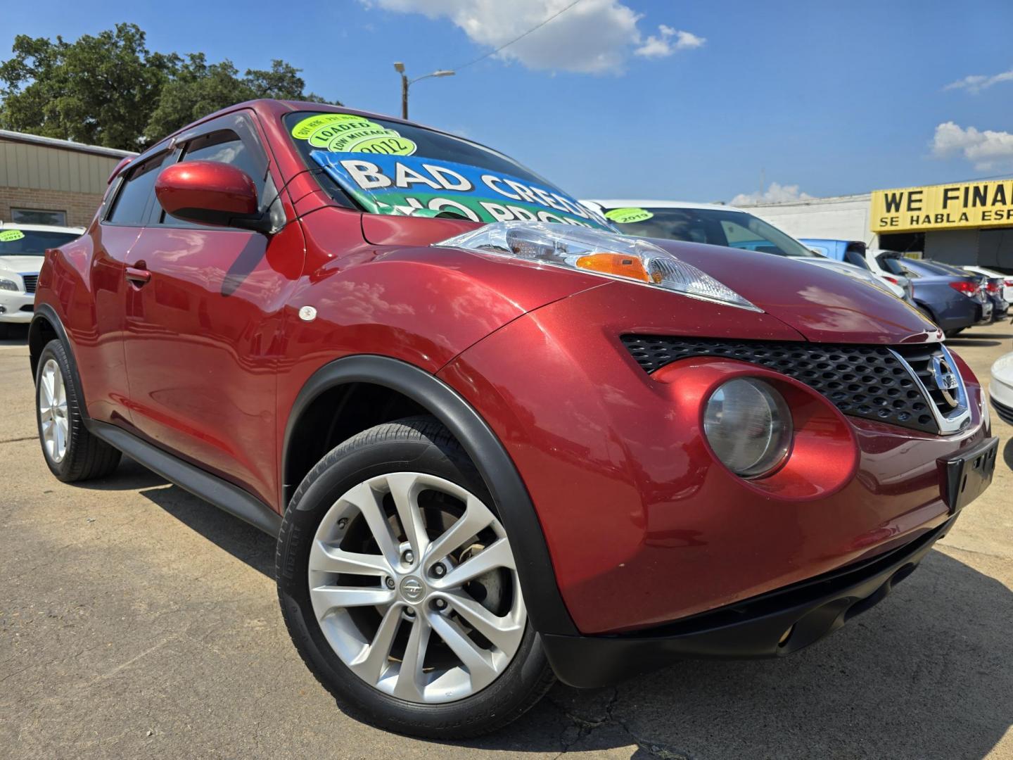 2012 RED /BLACK Nissan Juke SL (JN8AF5MR0CT) with an 1.6L L4 DOHC 16V engine, Continuously Variable Transmission transmission, located at 2660 S.Garland Avenue, Garland, TX, 75041, (469) 298-3118, 32.885387, -96.656776 - Photo#0