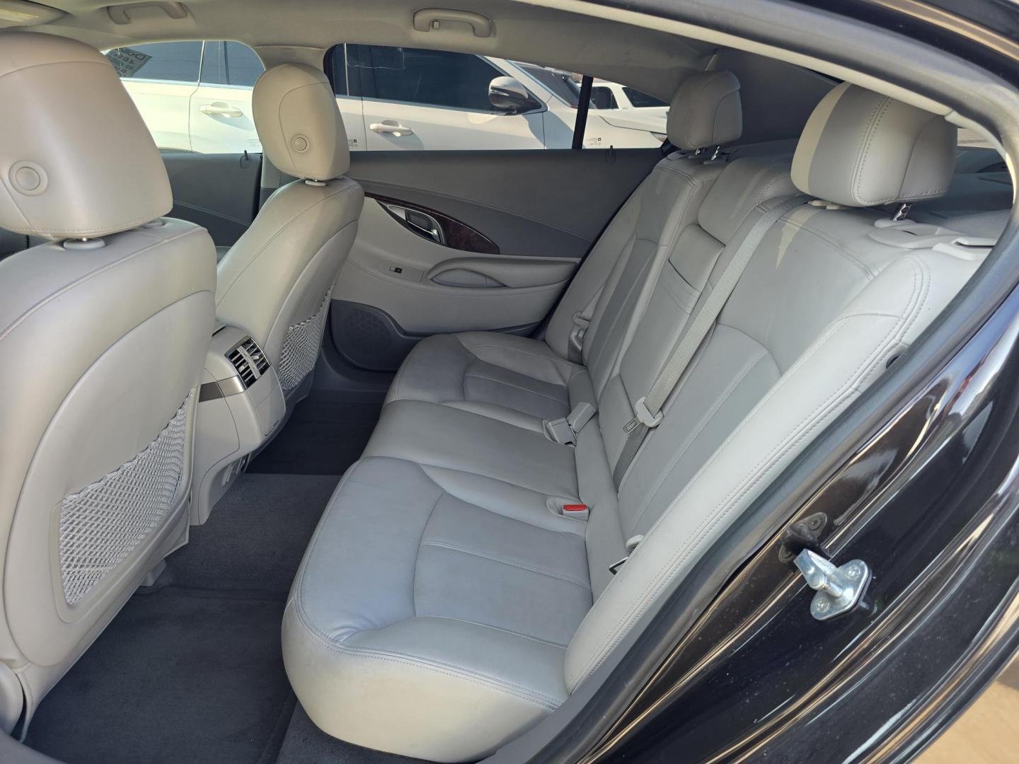 $view_url - Photo#17