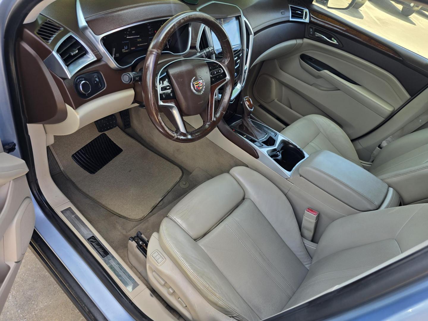 2013 BLUE Cadillac SRX (3GYFNGE38DS) with an 3.6L V6 DOHC 24V FFV engine, 6-Speed Automatic transmission, located at 2660 S.Garland Avenue, Garland, TX, 75041, (469) 298-3118, 32.885387, -96.656776 - Photo#10