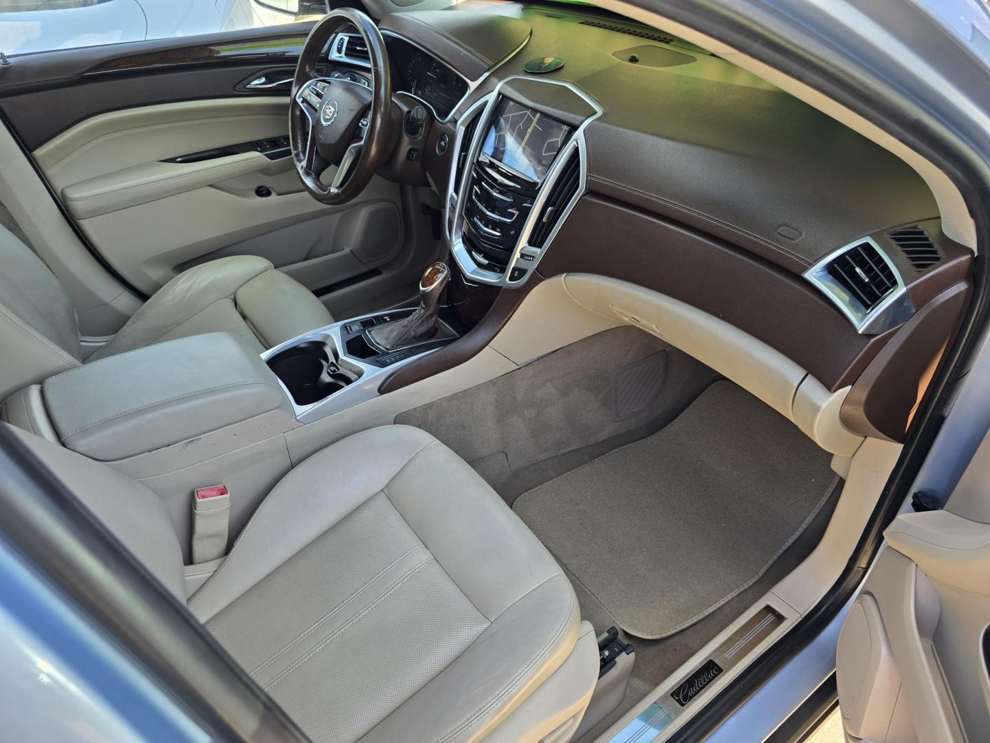 2013 BLUE Cadillac SRX (3GYFNGE38DS) with an 3.6L V6 DOHC 24V FFV engine, 6-Speed Automatic transmission, located at 2660 S.Garland Avenue, Garland, TX, 75041, (469) 298-3118, 32.885387, -96.656776 - Photo#23
