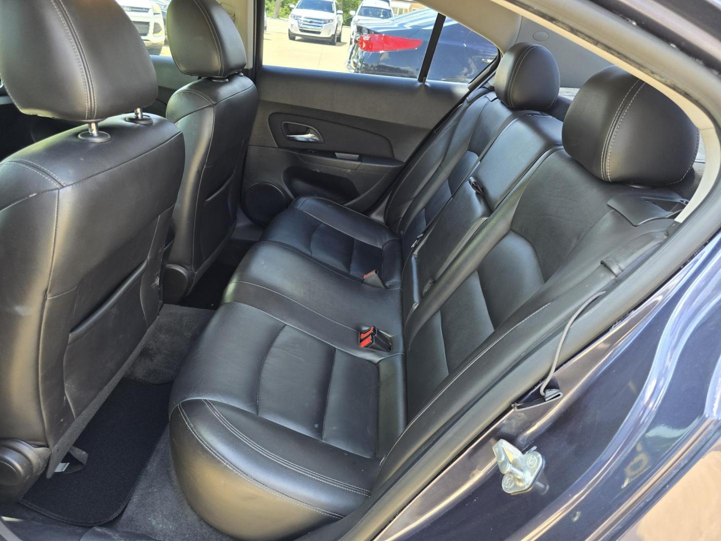 2013 BLUE Chevrolet Cruze 2LT (1G1PE5SB5D7) with an 1.4L L4 DOHC 16V TURBO engine, 6-Speed Automatic transmission, located at 2660 S.Garland Avenue, Garland, TX, 75041, (469) 298-3118, 32.885387, -96.656776 - Photo#16