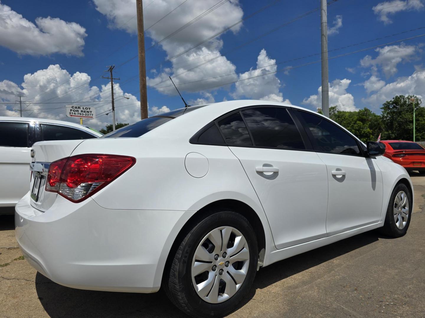 2013 WHITE Chevrolet Cruze LS (1G1PA5SH4D7) with an 1.8L L4 DOHC 16V FFV engine, 6-Speed Automatic transmission, located at 2660 S.Garland Avenue, Garland, TX, 75041, (469) 298-3118, 32.885387, -96.656776 - Photo#2