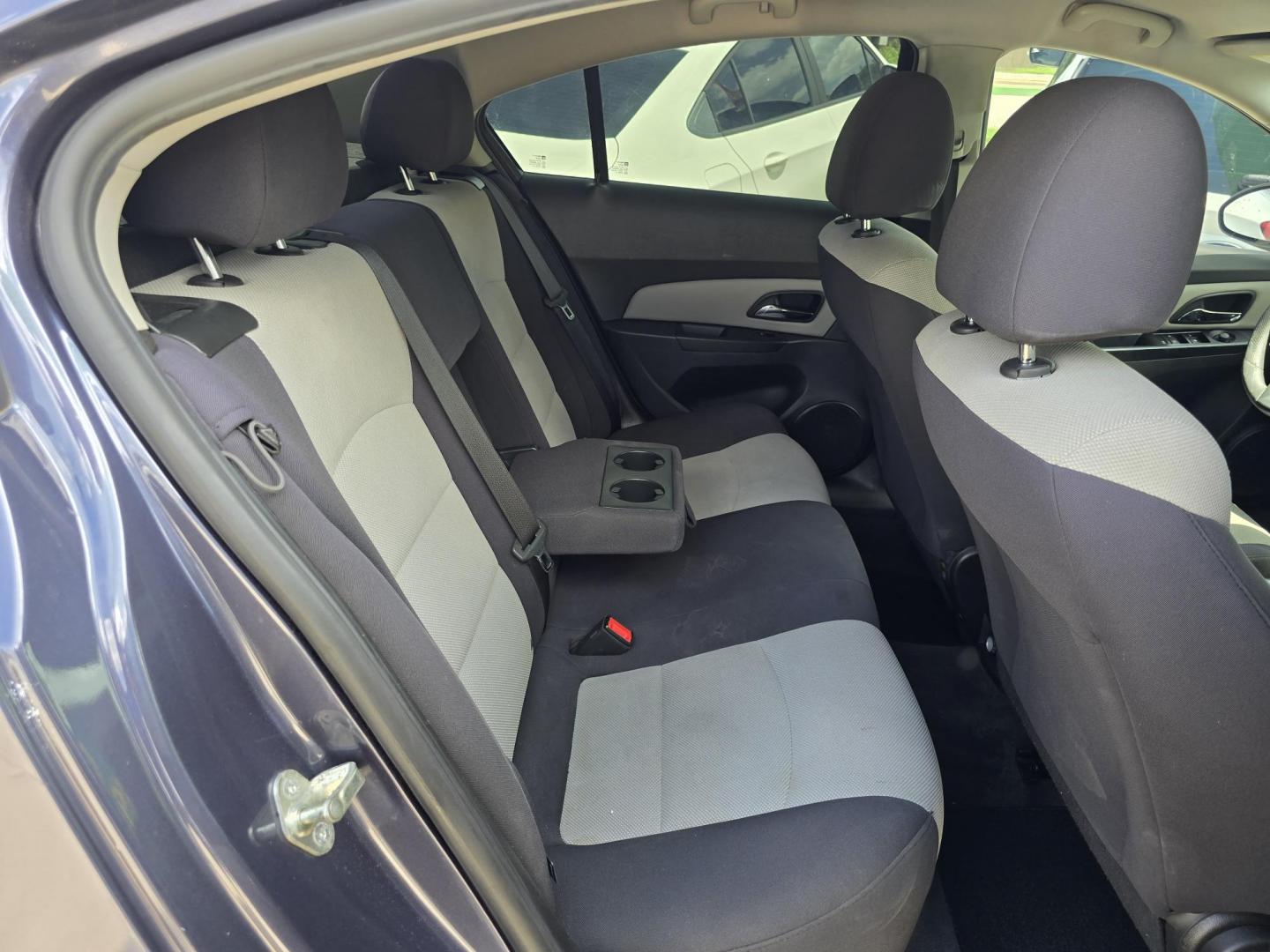 2013 BLUE Chevrolet Cruze LS (1G1PA5SH9D7) with an 1.8L L4 DOHC 16V FFV engine, 6-Speed Automatic transmission, located at 2660 S.Garland Avenue, Garland, TX, 75041, (469) 298-3118, 32.885387, -96.656776 - Photo#15