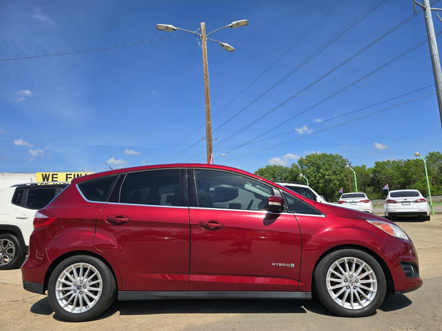 2013 RED Ford C-Max SEL (1FADP5BU1DL) with an 2.0L L4 DOHC 16V HYBRID engine, Continuously Variable Transmission transmission, located at 2660 S.Garland Avenue, Garland, TX, 75041, (469) 298-3118, 32.885387, -96.656776 - Photo#2