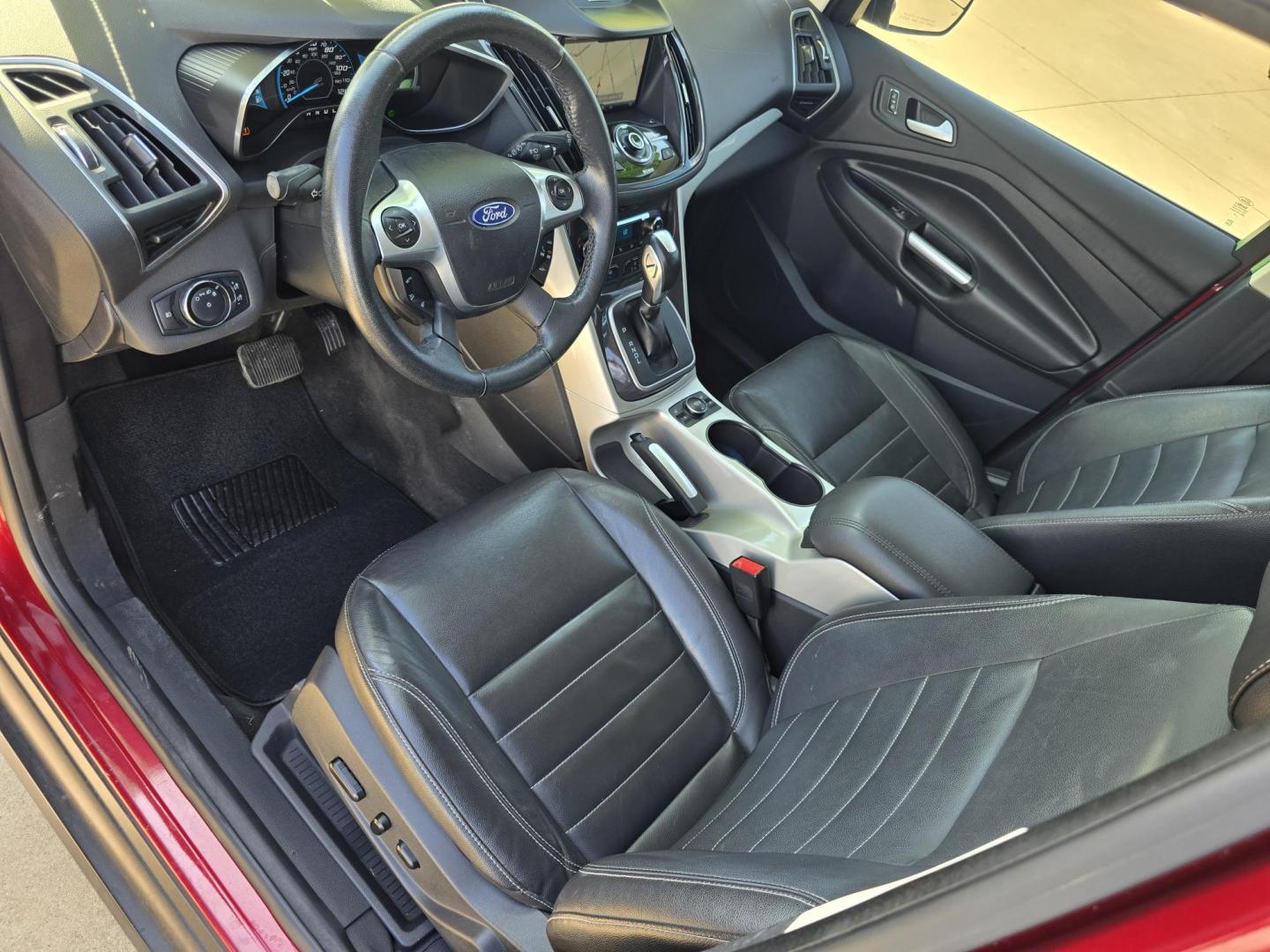 2013 RED Ford C-Max SEL (1FADP5BU1DL) with an 2.0L L4 DOHC 16V HYBRID engine, Continuously Variable Transmission transmission, located at 2660 S.Garland Avenue, Garland, TX, 75041, (469) 298-3118, 32.885387, -96.656776 - Photo#9