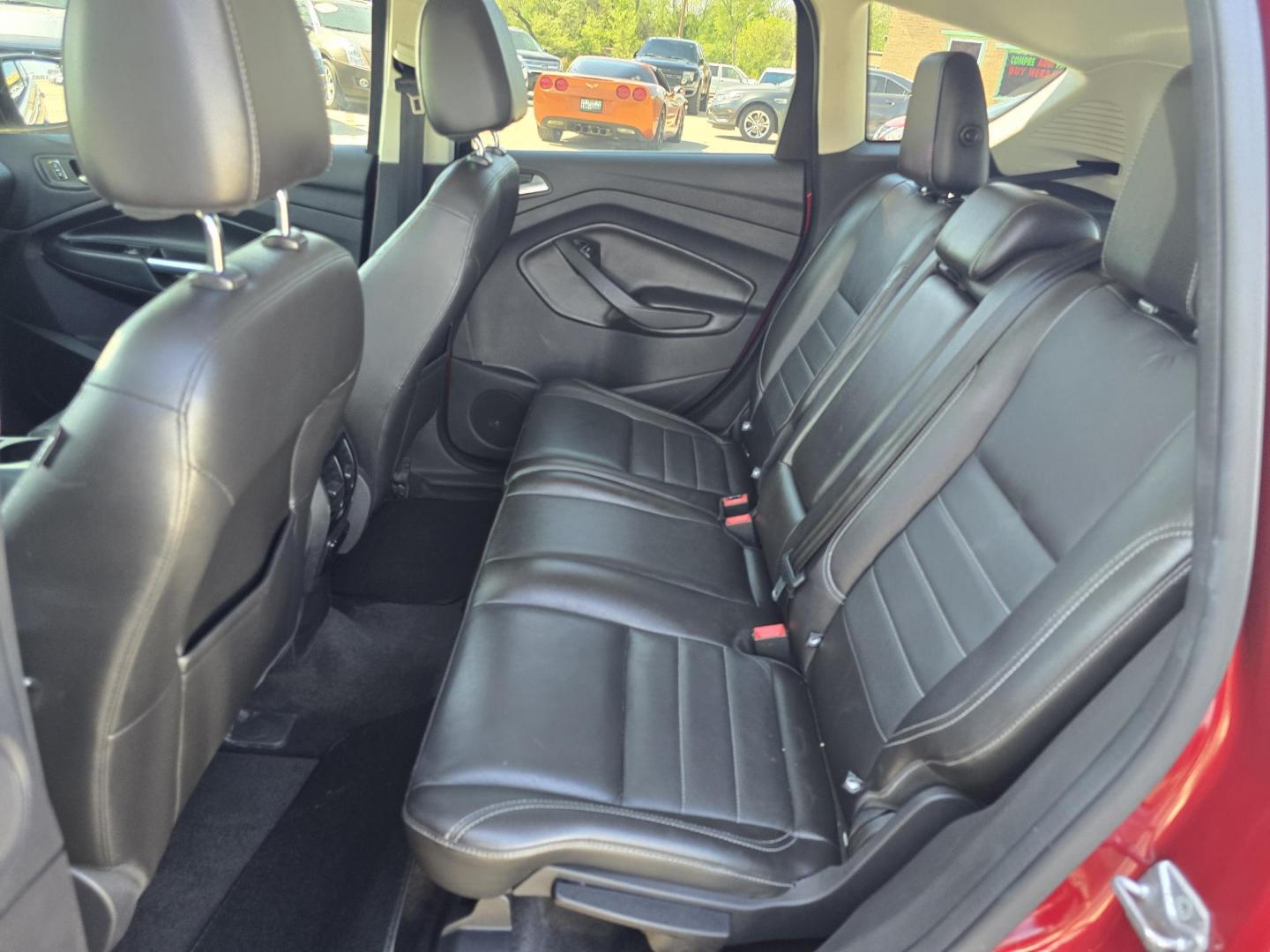 2013 RED Ford C-Max SEL (1FADP5BU1DL) with an 2.0L L4 DOHC 16V HYBRID engine, Continuously Variable Transmission transmission, located at 2660 S.Garland Avenue, Garland, TX, 75041, (469) 298-3118, 32.885387, -96.656776 - Photo#17