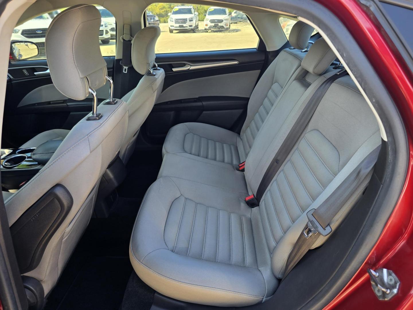 2013 RED Ford Fusion S (3FA6P0G78DR) with an 2.5L L4 DOHC 16V engine, AUTO transmission, located at 2660 S.Garland Avenue, Garland, TX, 75041, (469) 298-3118, 32.885387, -96.656776 - Photo#14