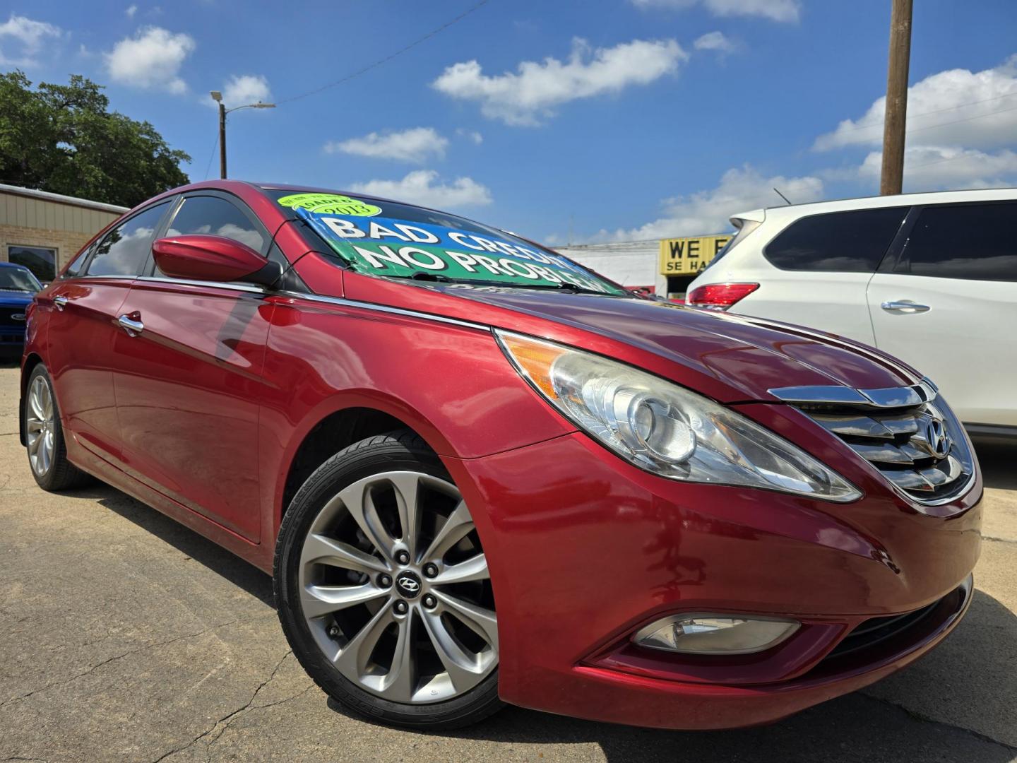 2013 RED Hyundai Sonata Limited (5NPEC4AC6DH) with an 2.4L L4 DOHC 16V engine, 6-Speed Automatic transmission, located at 2660 S.Garland Avenue, Garland, TX, 75041, (469) 298-3118, 32.885387, -96.656776 - Photo#0
