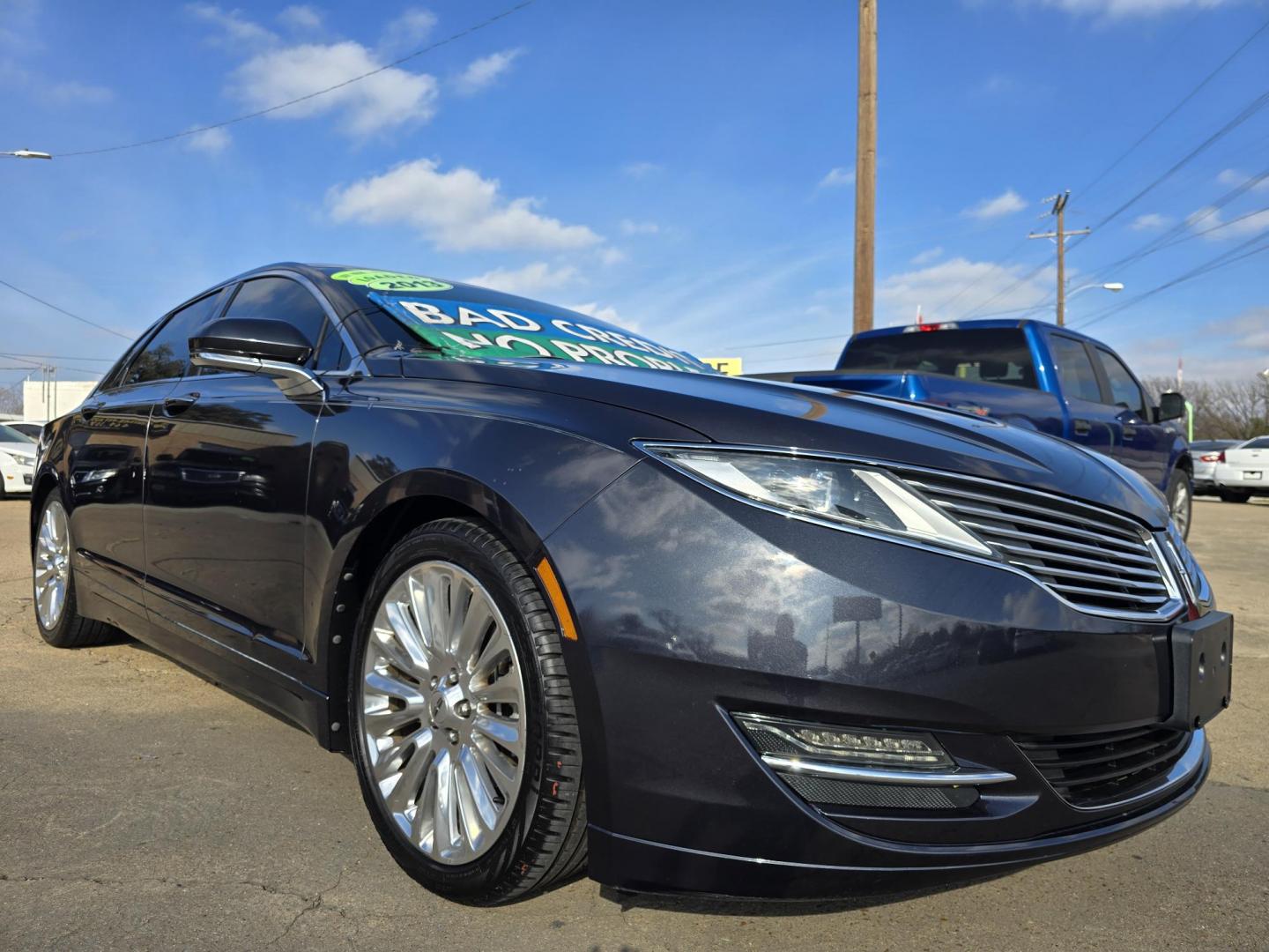 2013 GRAY Lincoln MKZ FWD (3LN6L2G99DR) with an 2.0L L4 DOHC 16V engine, 6-Speed Automatic transmission, located at 2660 S.Garland Avenue, Garland, TX, 75041, (469) 298-3118, 32.885387, -96.656776 - Photo#1