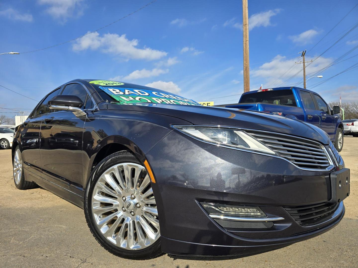 2013 GRAY Lincoln MKZ FWD (3LN6L2G99DR) with an 2.0L L4 DOHC 16V engine, 6-Speed Automatic transmission, located at 2660 S.Garland Avenue, Garland, TX, 75041, (469) 298-3118, 32.885387, -96.656776 - Photo#0