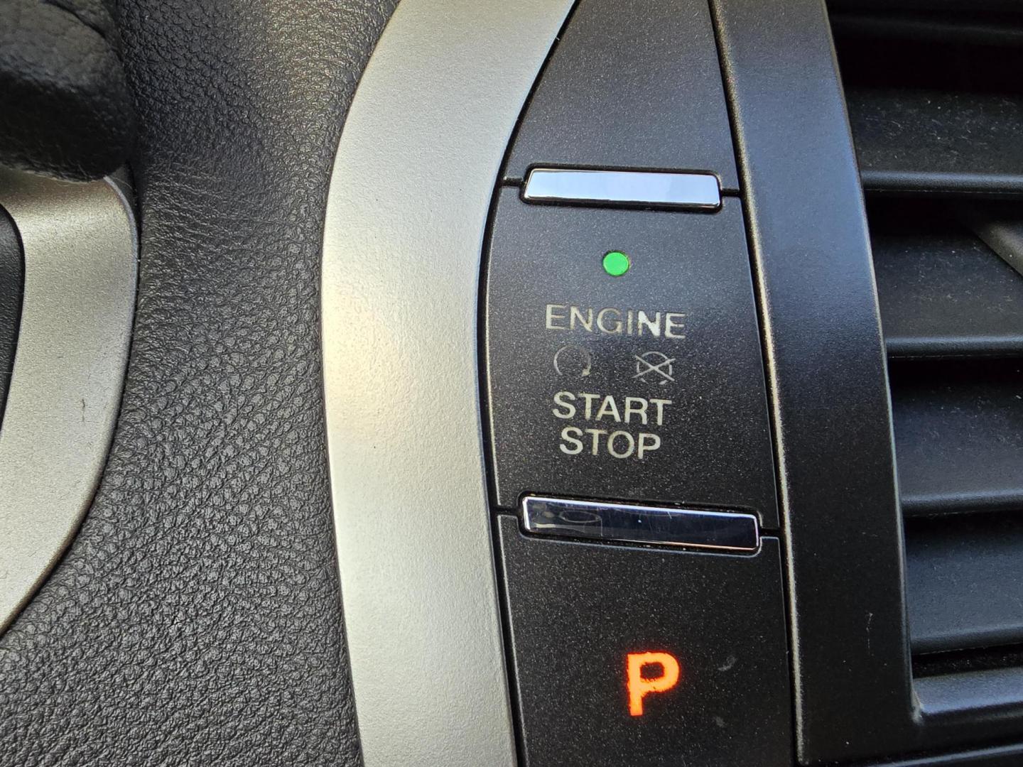 2013 GRAY Lincoln MKZ FWD (3LN6L2G99DR) with an 2.0L L4 DOHC 16V engine, 6-Speed Automatic transmission, located at 2660 S.Garland Avenue, Garland, TX, 75041, (469) 298-3118, 32.885387, -96.656776 - Photo#13