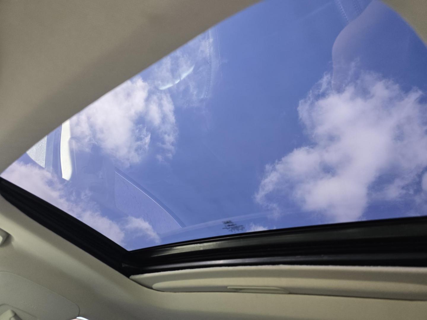 2013 GRAY Lincoln MKZ FWD (3LN6L2G99DR) with an 2.0L L4 DOHC 16V engine, 6-Speed Automatic transmission, located at 2660 S.Garland Avenue, Garland, TX, 75041, (469) 298-3118, 32.885387, -96.656776 - Photo#16