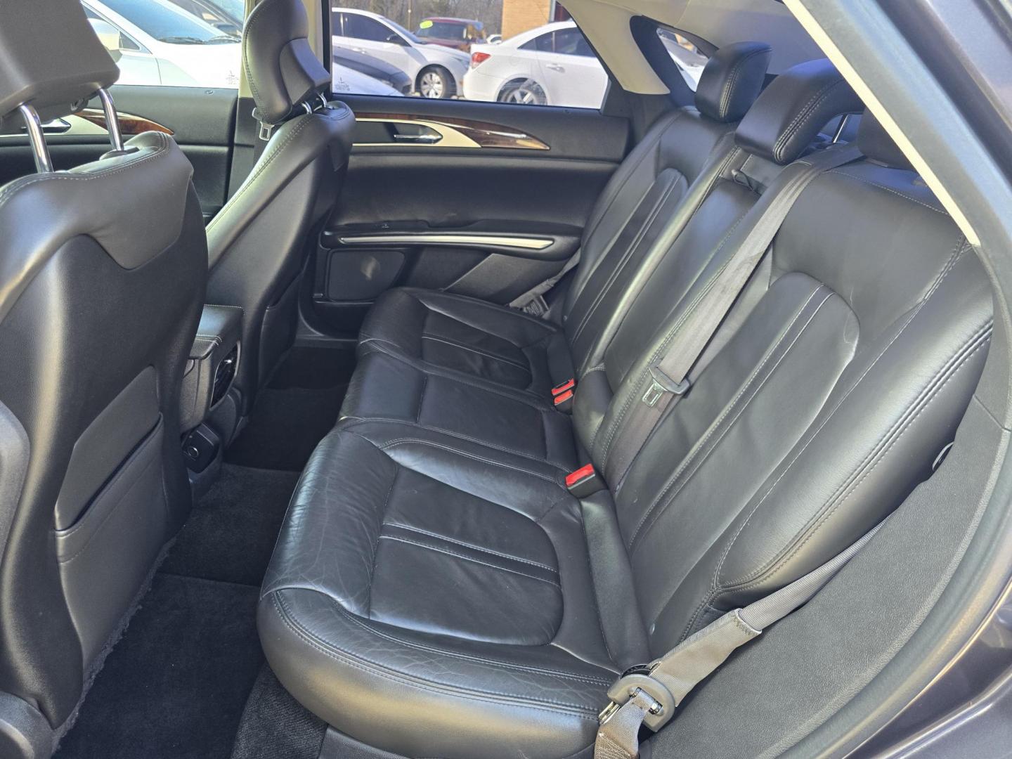 2013 GRAY Lincoln MKZ FWD (3LN6L2G99DR) with an 2.0L L4 DOHC 16V engine, 6-Speed Automatic transmission, located at 2660 S.Garland Avenue, Garland, TX, 75041, (469) 298-3118, 32.885387, -96.656776 - Photo#17