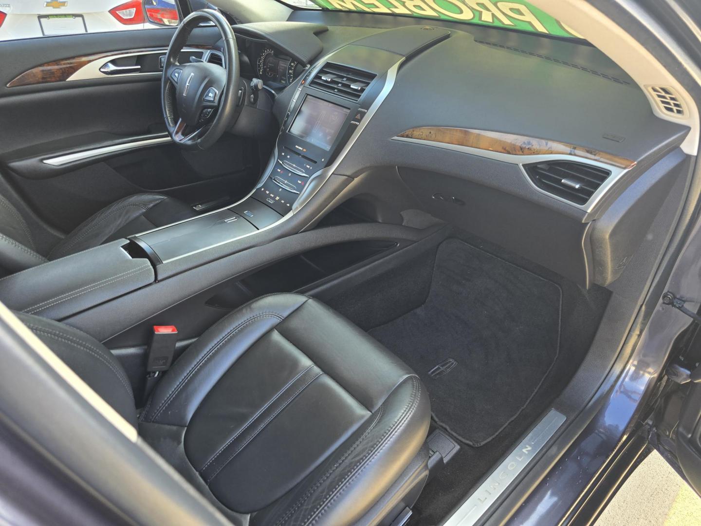 2013 GRAY Lincoln MKZ FWD (3LN6L2G99DR) with an 2.0L L4 DOHC 16V engine, 6-Speed Automatic transmission, located at 2660 S.Garland Avenue, Garland, TX, 75041, (469) 298-3118, 32.885387, -96.656776 - Photo#20