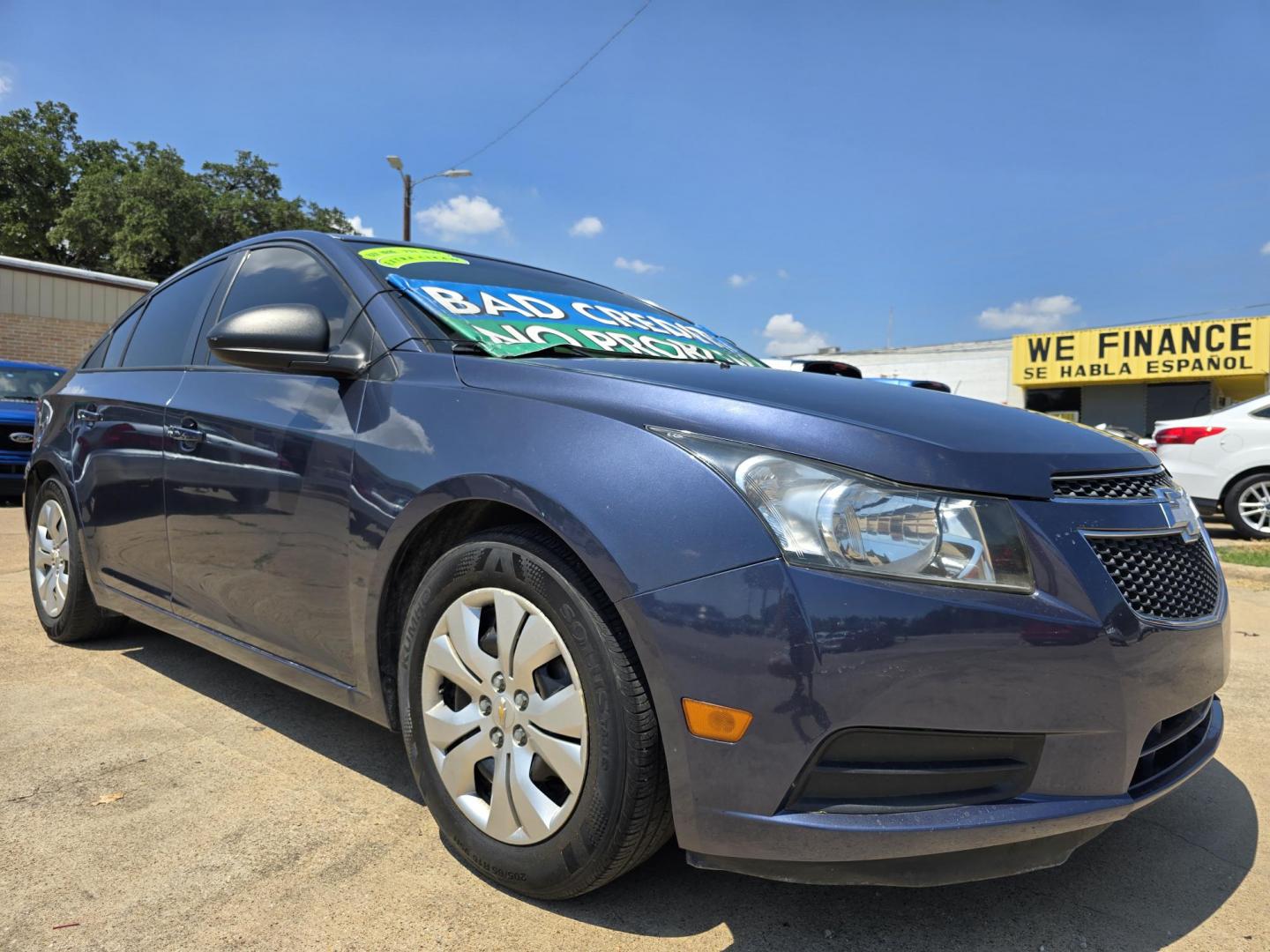 2014 BLUE /GRAY CHEVROLET CRUZE LS LS (1G1PA5SH7E7) , AUTO transmission, located at 2660 S.Garland Avenue, Garland, TX, 75041, (469) 298-3118, 32.885387, -96.656776 - Welcome to DallasAutos4Less, one of the Premier BUY HERE PAY HERE Dealers in the North Dallas Area. We specialize in financing to people with NO CREDIT or BAD CREDIT. We need proof of income, proof of residence, and a ID. Come buy your new car from us today!! This is a very clean 2014 CHEVY CRUZE - Photo#1
