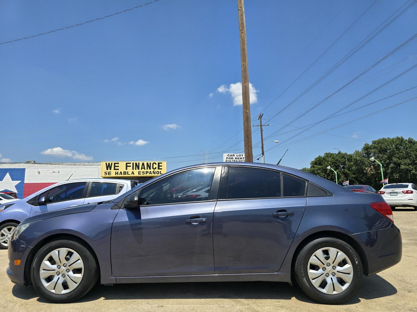 2014 BLUE /GRAY CHEVROLET CRUZE LS LS (1G1PA5SH7E7) , AUTO transmission, located at 2660 S.Garland Avenue, Garland, TX, 75041, (469) 298-3118, 32.885387, -96.656776 - Welcome to DallasAutos4Less, one of the Premier BUY HERE PAY HERE Dealers in the North Dallas Area. We specialize in financing to people with NO CREDIT or BAD CREDIT. We need proof of income, proof of residence, and a ID. Come buy your new car from us today!! This is a very clean 2014 CHEVY CRUZE - Photo#6