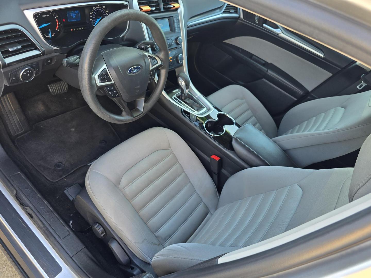 2014 BLUE Ford Fusion S (3FA6P0G72ER) with an 2.5L L4 DOHC 16V engine, AUTO transmission, located at 2660 S.Garland Avenue, Garland, TX, 75041, (469) 298-3118, 32.885387, -96.656776 - Photo#10