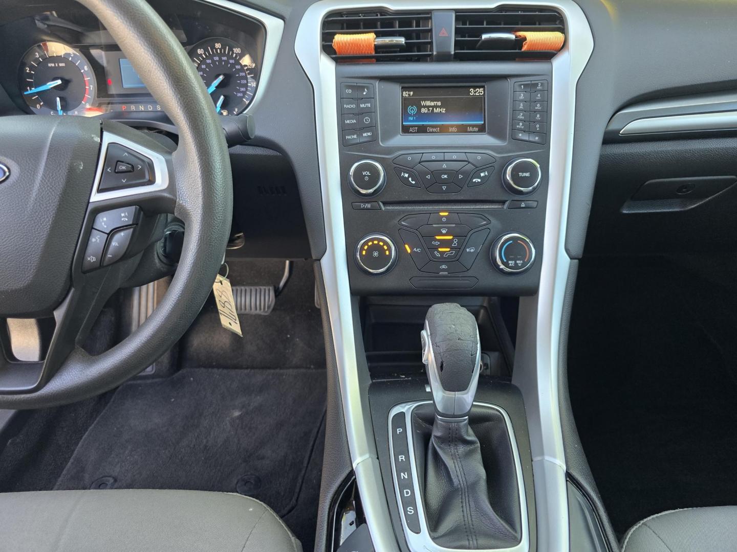 2014 BLUE Ford Fusion S (3FA6P0G72ER) with an 2.5L L4 DOHC 16V engine, AUTO transmission, located at 2660 S.Garland Avenue, Garland, TX, 75041, (469) 298-3118, 32.885387, -96.656776 - Photo#13