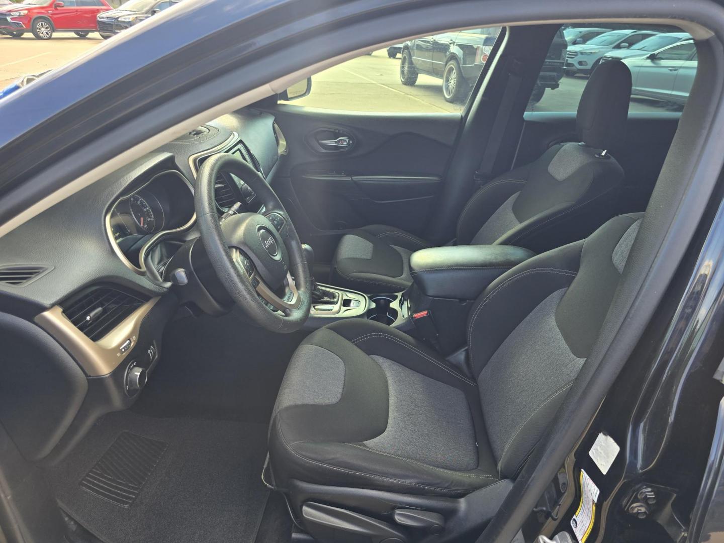 $view_url - Photo#12