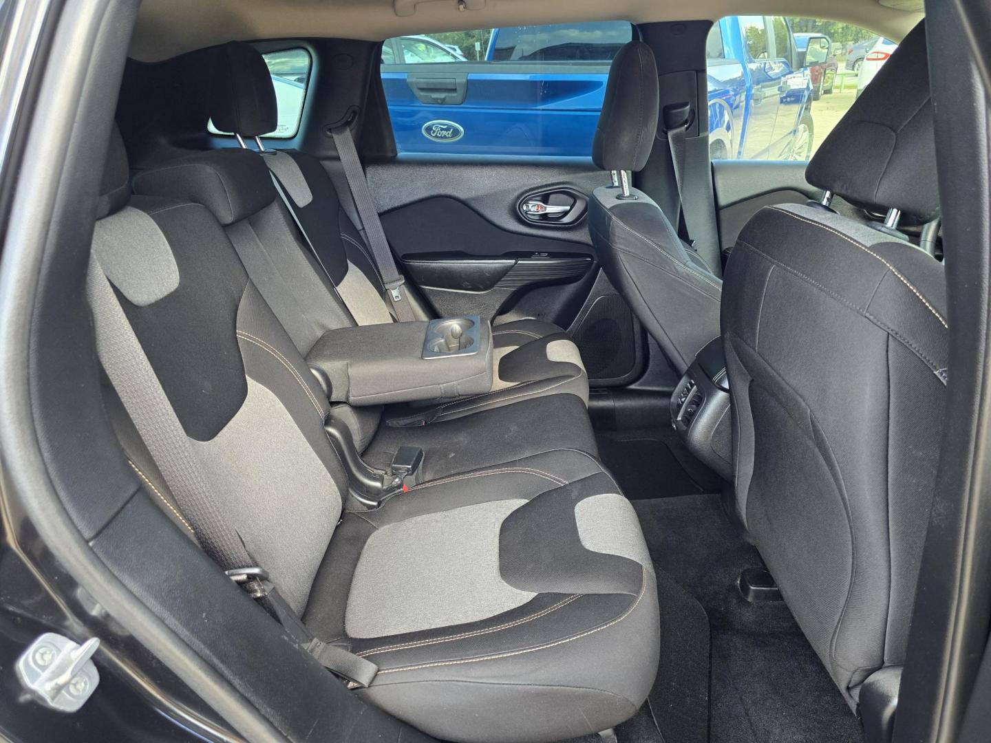 $view_url - Photo#18