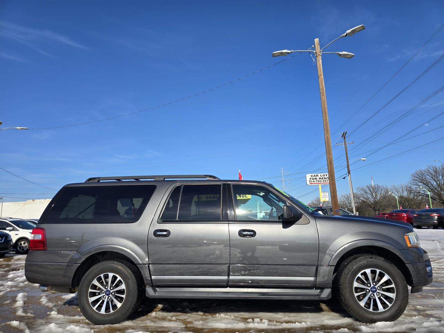 2015 GRAY Ford Expedition EL XLT (1FMJK1HT3FE) with an 3.5L V6 DOHC 24V FFV engine, 6-Speed Automatic transmission, located at 2660 S.Garland Avenue, Garland, TX, 75041, (469) 298-3118, 32.885387, -96.656776 - Photo#2