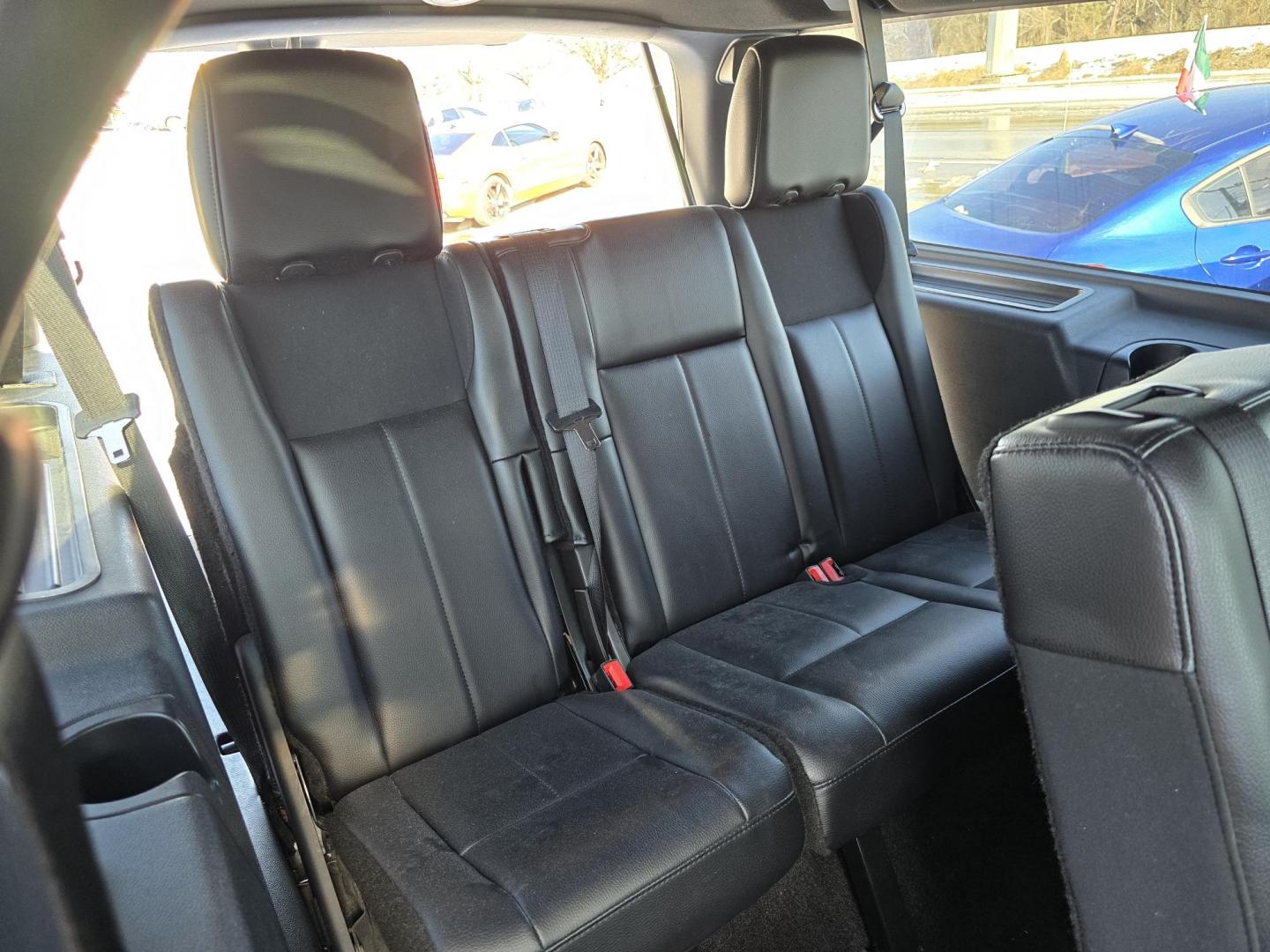 2015 GRAY Ford Expedition EL XLT (1FMJK1HT3FE) with an 3.5L V6 DOHC 24V FFV engine, 6-Speed Automatic transmission, located at 2660 S.Garland Avenue, Garland, TX, 75041, (469) 298-3118, 32.885387, -96.656776 - Photo#20