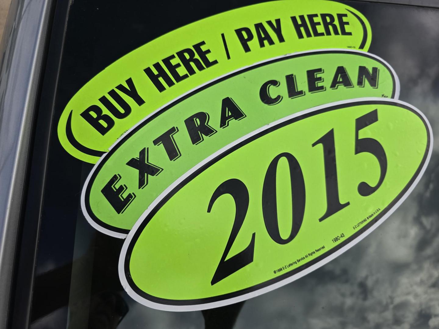 2015 GRAY Hyundai Tucson GLS (KM8JU3AG9FU) with an 2.4L L4 DOHC 16V engine, 6-Speed Automatic transmission, located at 2660 S.Garland Avenue, Garland, TX, 75041, (469) 298-3118, 32.885387, -96.656776 - Photo#21