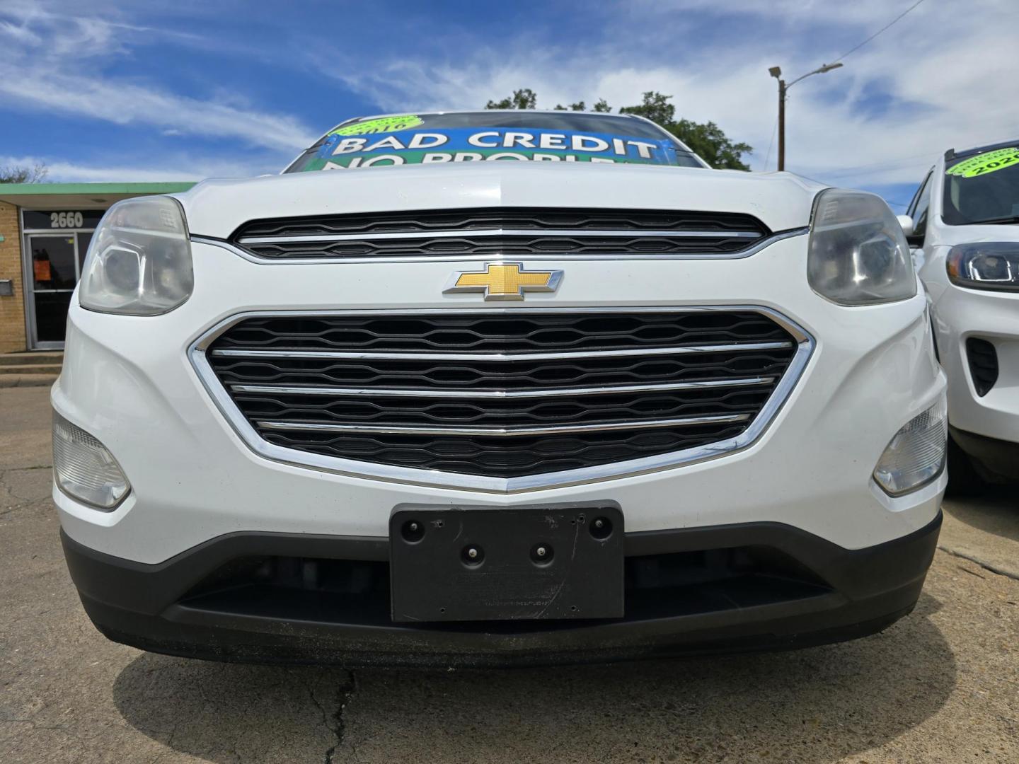 2016 WHITE Chevrolet Equinox LT (2GNALCEK6G6) with an 2.4L L4 DOHC 16V FFV engine, 6A transmission, located at 2660 S.Garland Avenue, Garland, TX, 75041, (469) 298-3118, 32.885387, -96.656776 - Photo#9