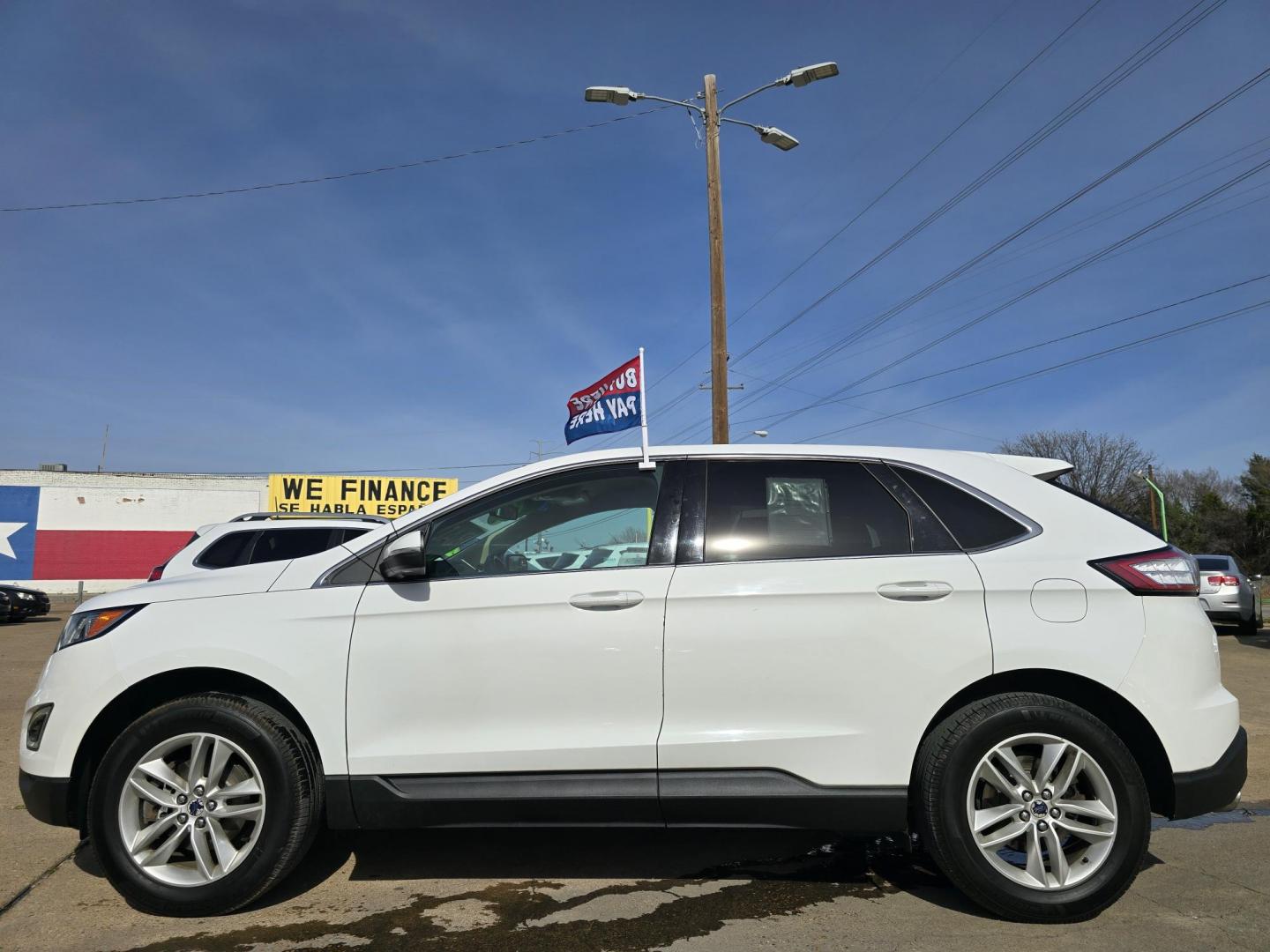 2016 WHITE Ford Edge SEL (2FMPK4J88GB) with an 3.5L V6 DOHC 24V engine, 6A transmission, located at 2660 S.Garland Avenue, Garland, TX, 75041, (469) 298-3118, 32.885387, -96.656776 - Photo#6