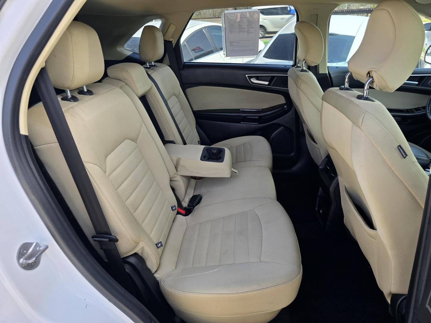 2016 WHITE Ford Edge SEL (2FMPK4J88GB) with an 3.5L V6 DOHC 24V engine, 6A transmission, located at 2660 S.Garland Avenue, Garland, TX, 75041, (469) 298-3118, 32.885387, -96.656776 - Photo#18