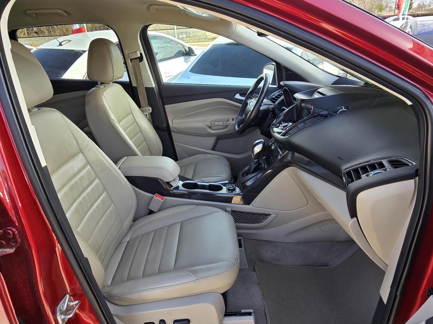 2016 RED Ford Escape Titanium (1FMCU0J96GU) with an 2.0L L4 DOHC 16V engine, 6-Speed Automatic transmission, located at 2660 S.Garland Avenue, Garland, TX, 75041, (469) 298-3118, 32.885387, -96.656776 - Photo#21