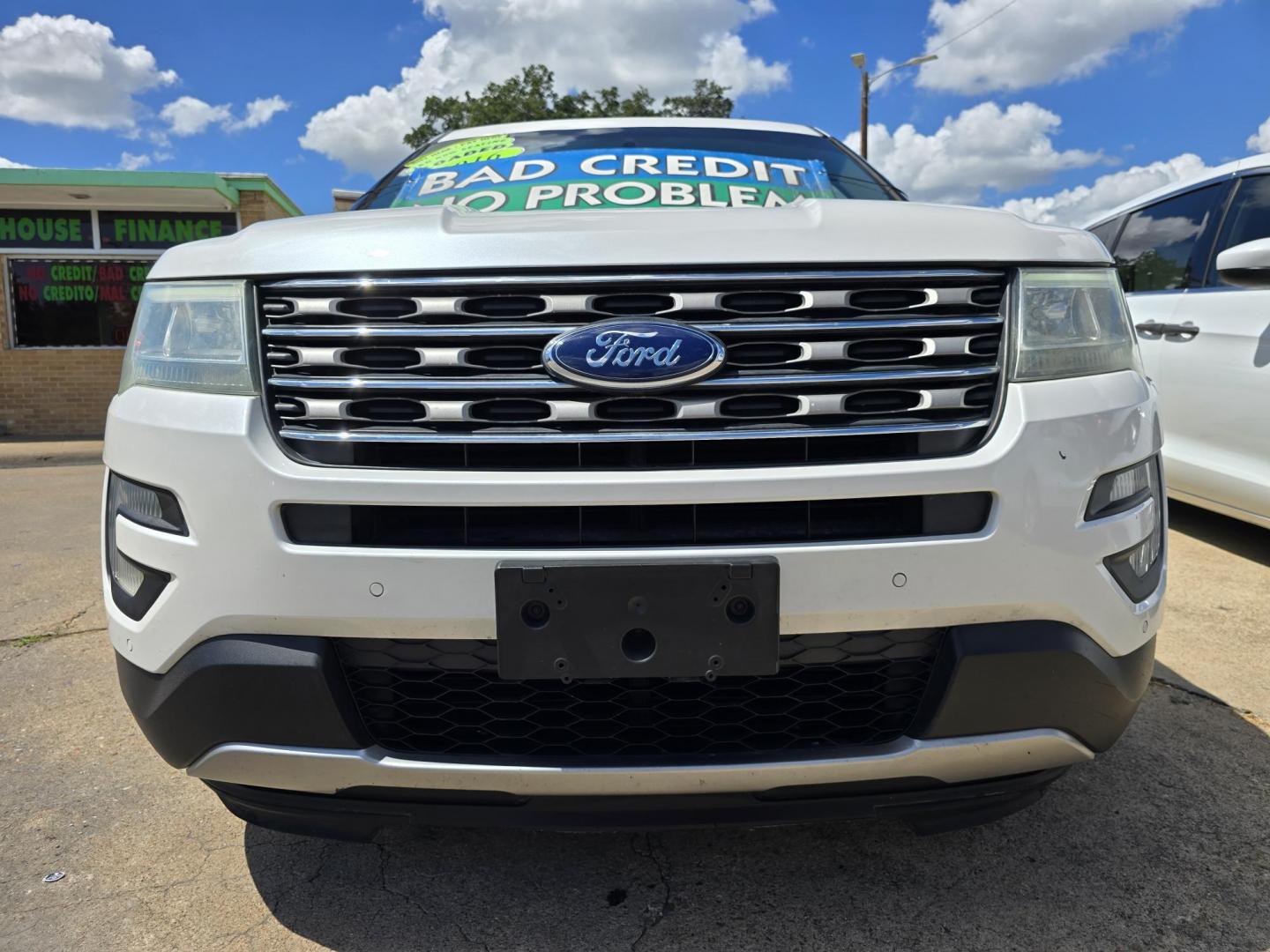 2016 WHITE Ford Explorer XLT (1FM5K7DH1GG) with an 2.3L L4 DOHC 16V engine, 6-Speed Automatic transmission, located at 2660 S.Garland Avenue, Garland, TX, 75041, (469) 298-3118, 32.885387, -96.656776 - Photo#9
