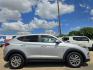 2016 Hyundai Tucson SE (KM8J23A45GU) with an 2.0L L4 DOHC 16V engine, 6A transmission, located at 2660 S.Garland Avenue, Garland, TX, 75041, (469) 298-3118, 32.885387, -96.656776 - Photo#2