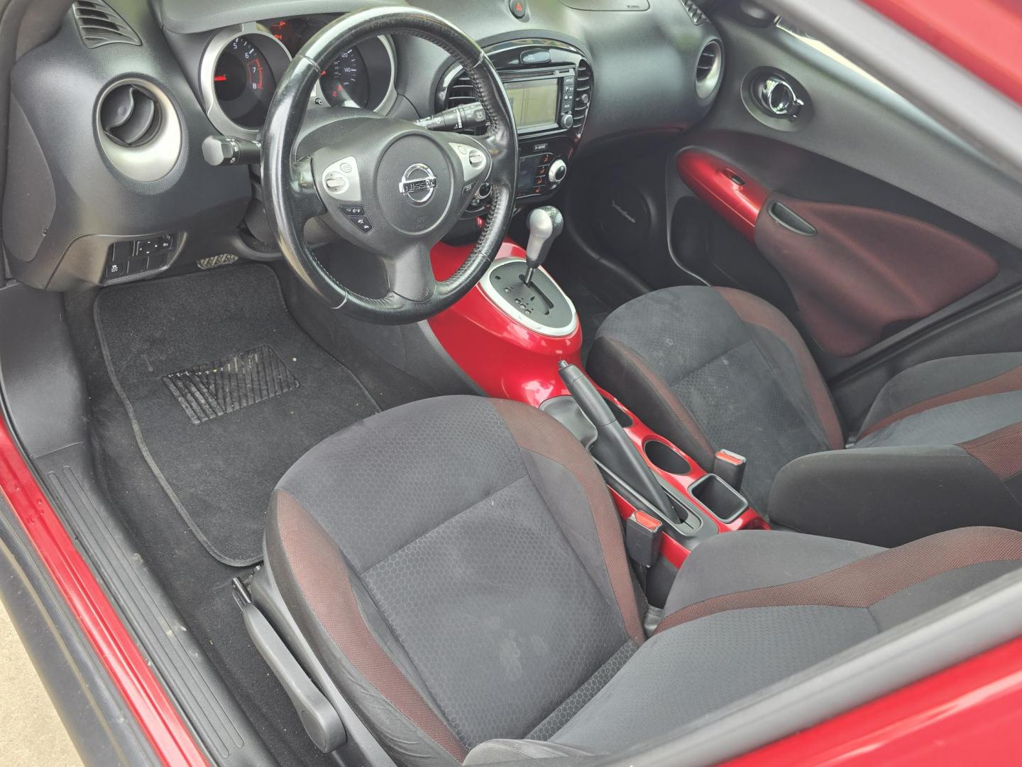 2016 RED Nissan Juke S (JN8AF5MR2GT) with an 1.6L L4 DOHC 16V TURBO engine, CVT transmission, located at 2660 S.Garland Avenue, Garland, TX, 75041, (469) 298-3118, 32.885387, -96.656776 - Photo#11