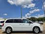 2017 WHITE Dodge Grand Caravan SE (2C4RDGBG5HR) with an 3.6L V6 DOHC 24V engine, 6A transmission, located at 2660 S.Garland Avenue, Garland, TX, 75041, (469) 298-3118, 32.885387, -96.656776 - Welcome to DallasAutos4Less, one of the Premier BUY HERE PAY HERE Dealers in the North Dallas Area. We specialize in financing to people with NO CREDIT or BAD CREDIT. We need proof of income, proof of residence, and a ID. Come buy your new car from us today!! This is a SUPER CLEAN 2017 DODGE GRAN - Photo#2