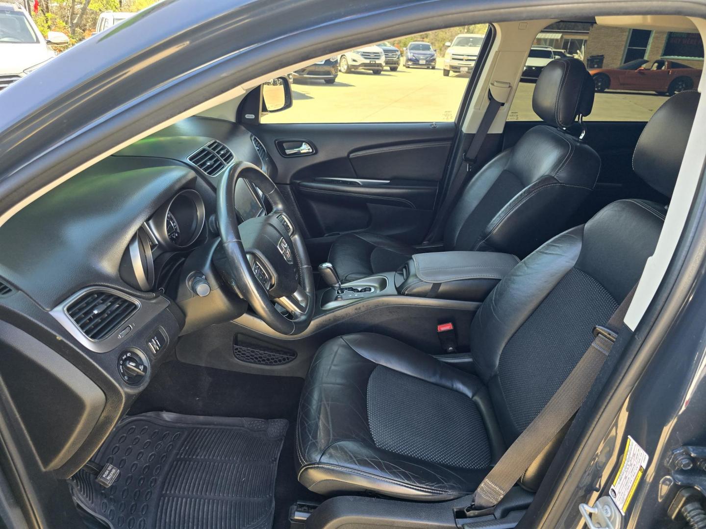 $view_url - Photo#12